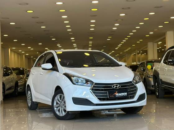 HYUNDAI HB20 1.6 COMFORT PLUS 16V FLEX 4P MANUAL HYUNDAI HB20 1.6 COMFORT PLUS 16V FLEX 4P MANUAL